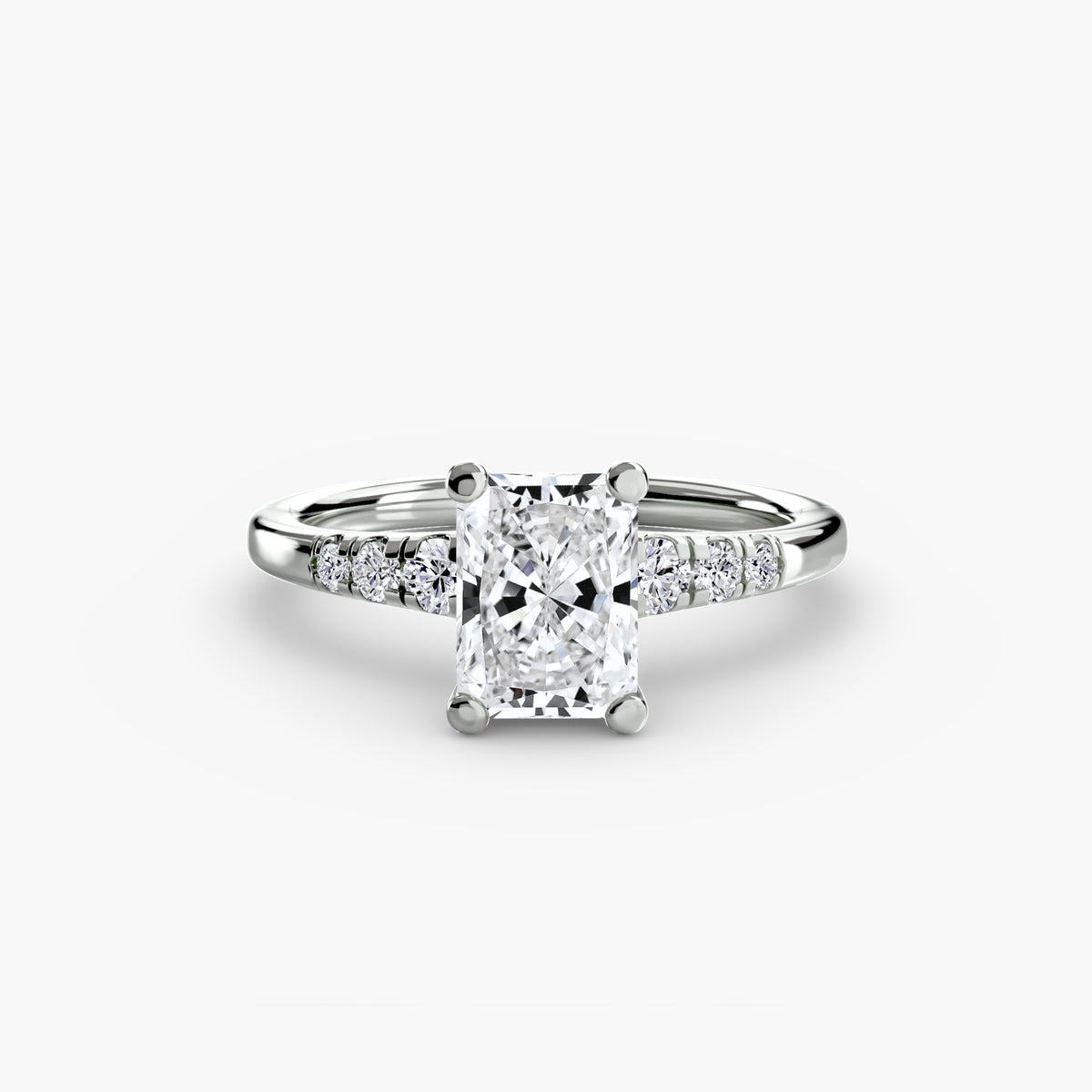 Solitaire with Shoulder Accents Setting