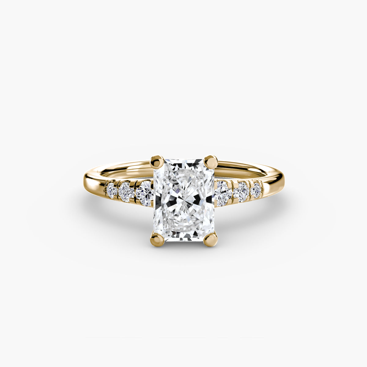 Solitaire with Shoulder Accents Setting